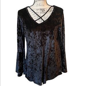 HAK black velvet bell sleeve top size small